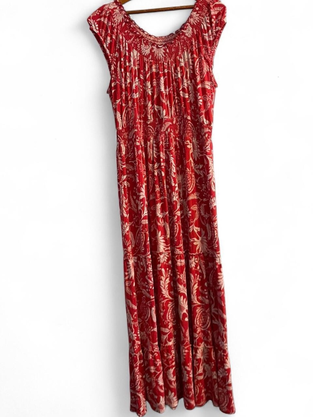 Croft & Barrow Women's L Red White Rayon Floral Knit Smocked Collar Maxi Dress